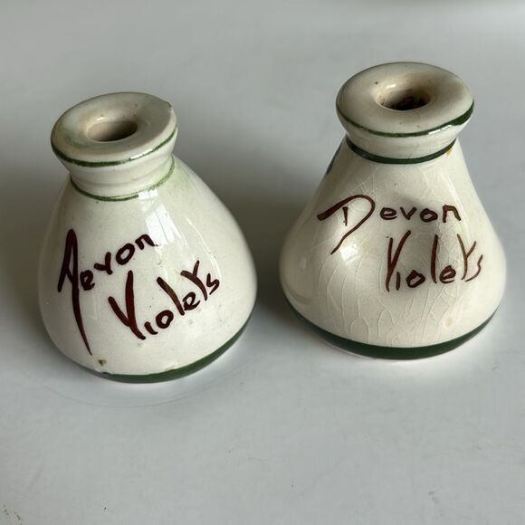 Set of 2 Vintage Devon Violets Miniature Vase Scent Bottle Vase Pottery Britain - Picture 4 of 9